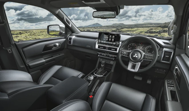 Interior Baru Serba Hitam dengan Sentuhan Sporty